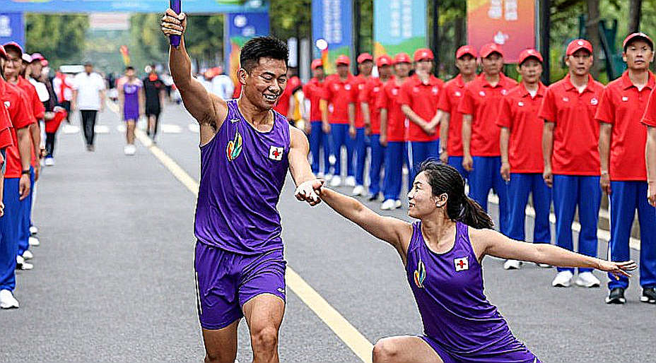 Bên trong cửa sổ chuyển nhượng: khi im lặng cũng là một bản tin